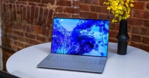 Read more about the article The XPS 16 is combating an uphill fight in opposition to the MacBook Professional
