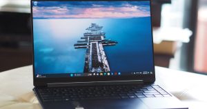 Read more about the article This magnificient Lenovo computer makes the Dell XPS 14 glance overpriced